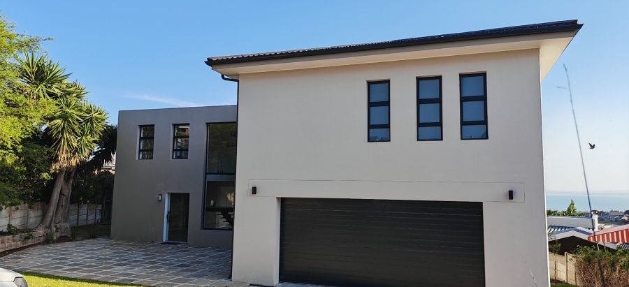 4 Bedroom Property for Sale in Dana Bay Western Cape